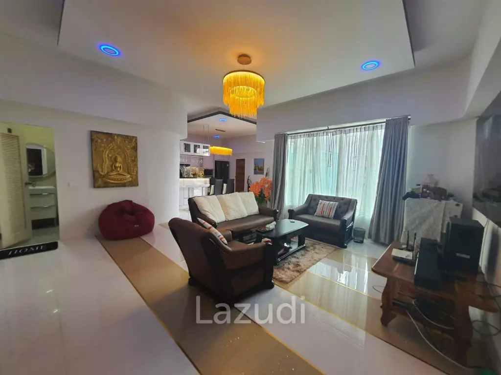 4 Brs Villa for sale and