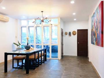 4 Bed 4 Bath 400 SQ.M Townhouse in Phra Khanong Nuea