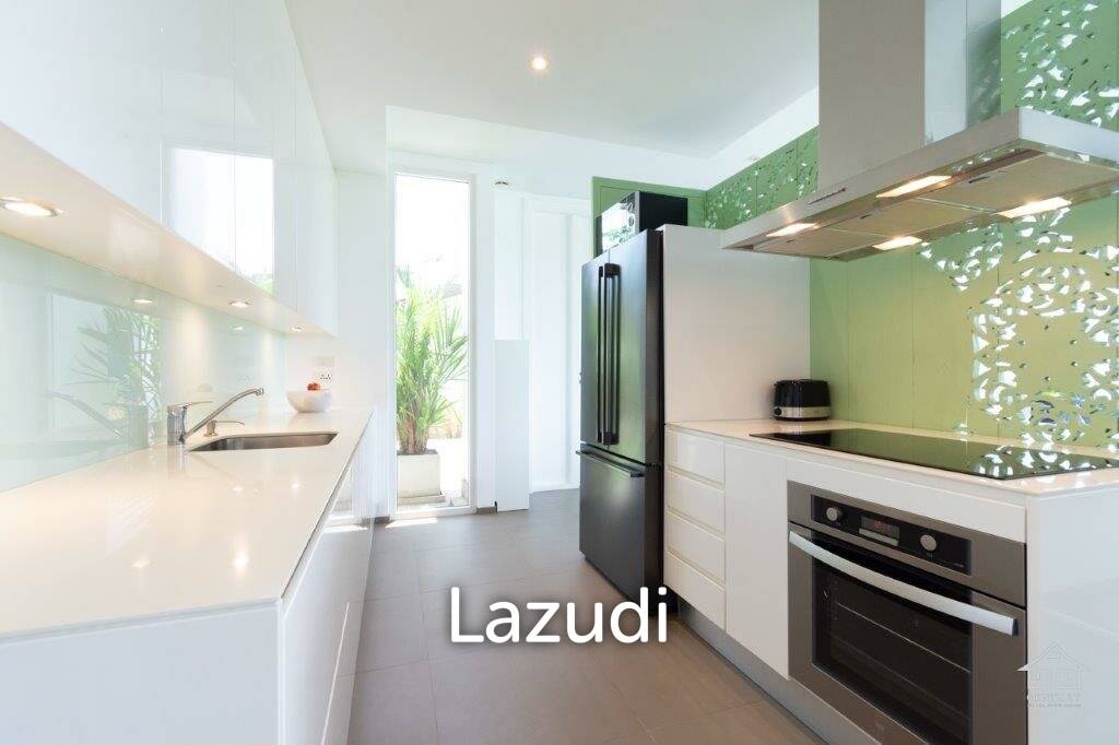 THE SPIRIT : Beautiful 2 bed pool villa with sea views