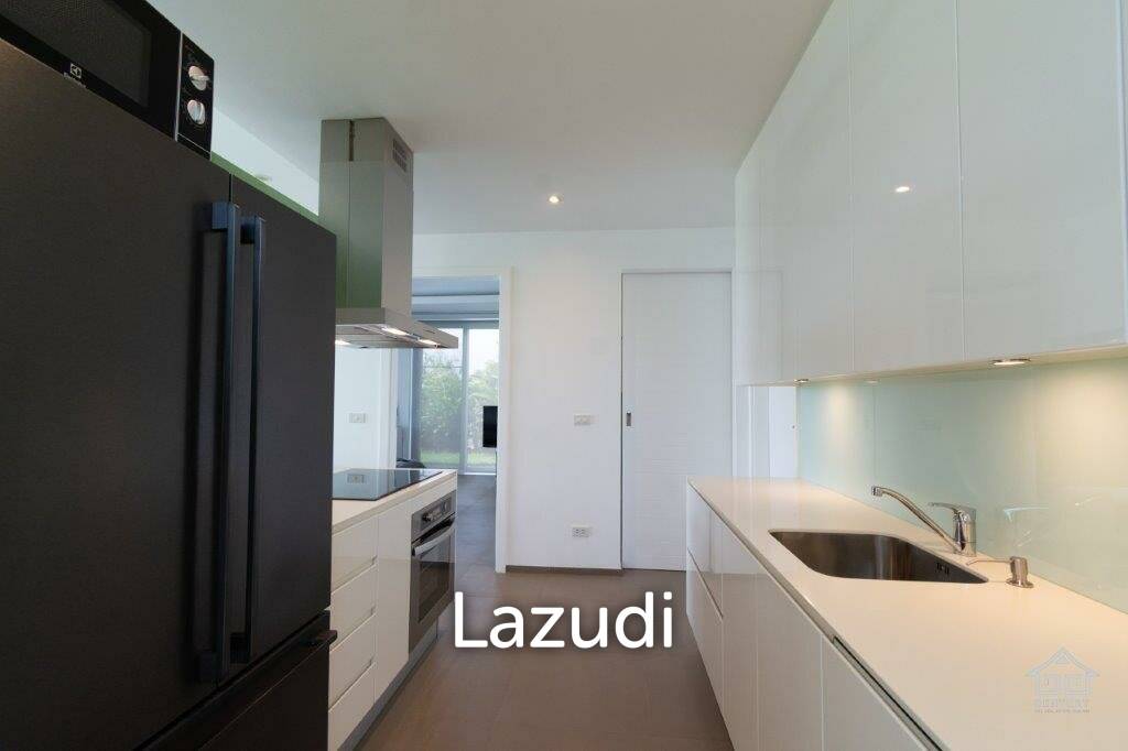 THE SPIRIT : Beautiful 2 bed pool villa with sea views