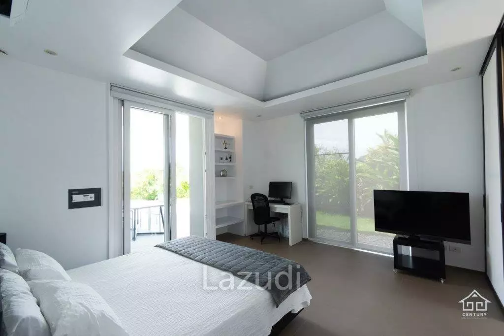 THE SPIRIT : Beautiful 2 bed pool villa with sea views