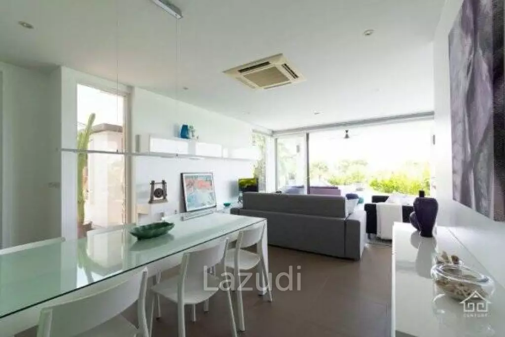 THE SPIRIT : Beautiful 2 bed pool villa with sea views