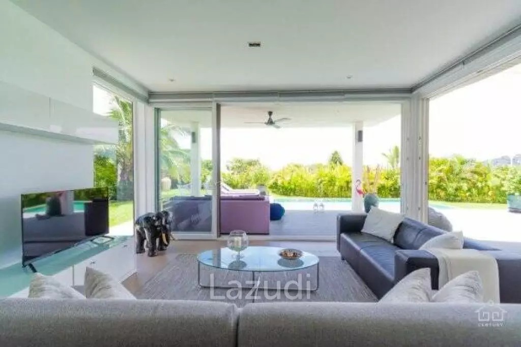 THE SPIRIT : Beautiful 2 bed pool villa with sea views