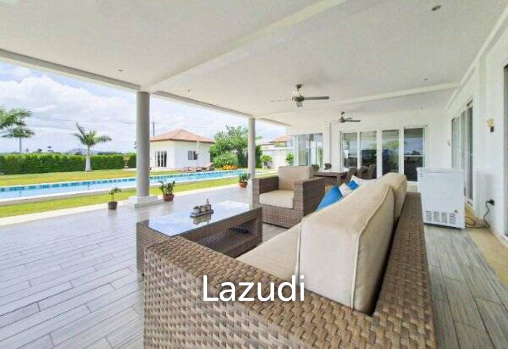 1,528 Sqm 3 Bed 3 Bath Villa For Sale