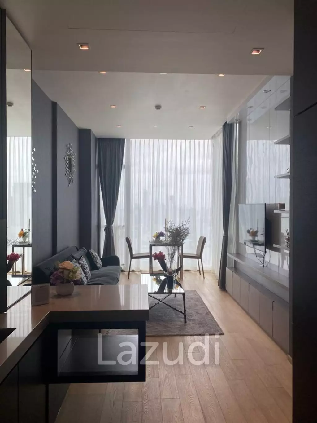 1 Bedroom 1 Bathrrom 45 SQ.M. at 28 Chidlom