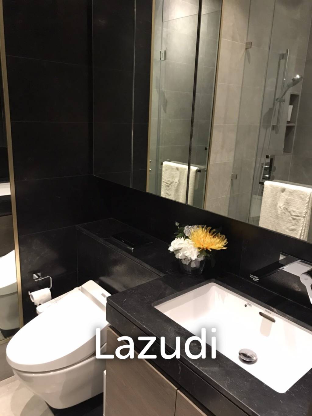 1 Bedroom 1 Bathrrom 45 SQ.M. at 28 Chidlom