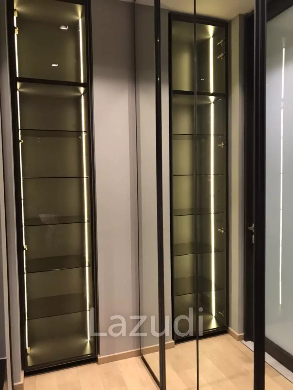 1 Bedroom 1 Bathrrom 45 SQ.M. at 28 Chidlom