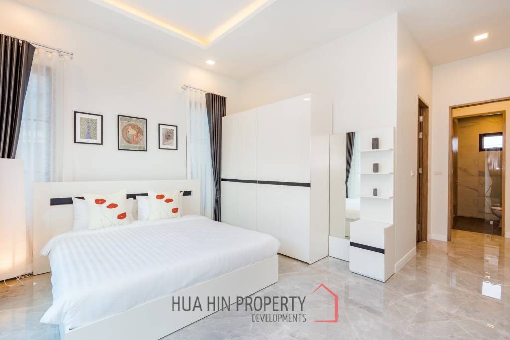 3 Bed 3 Bath 180 SQ.M Plumeria Pool Villa Hua Hin