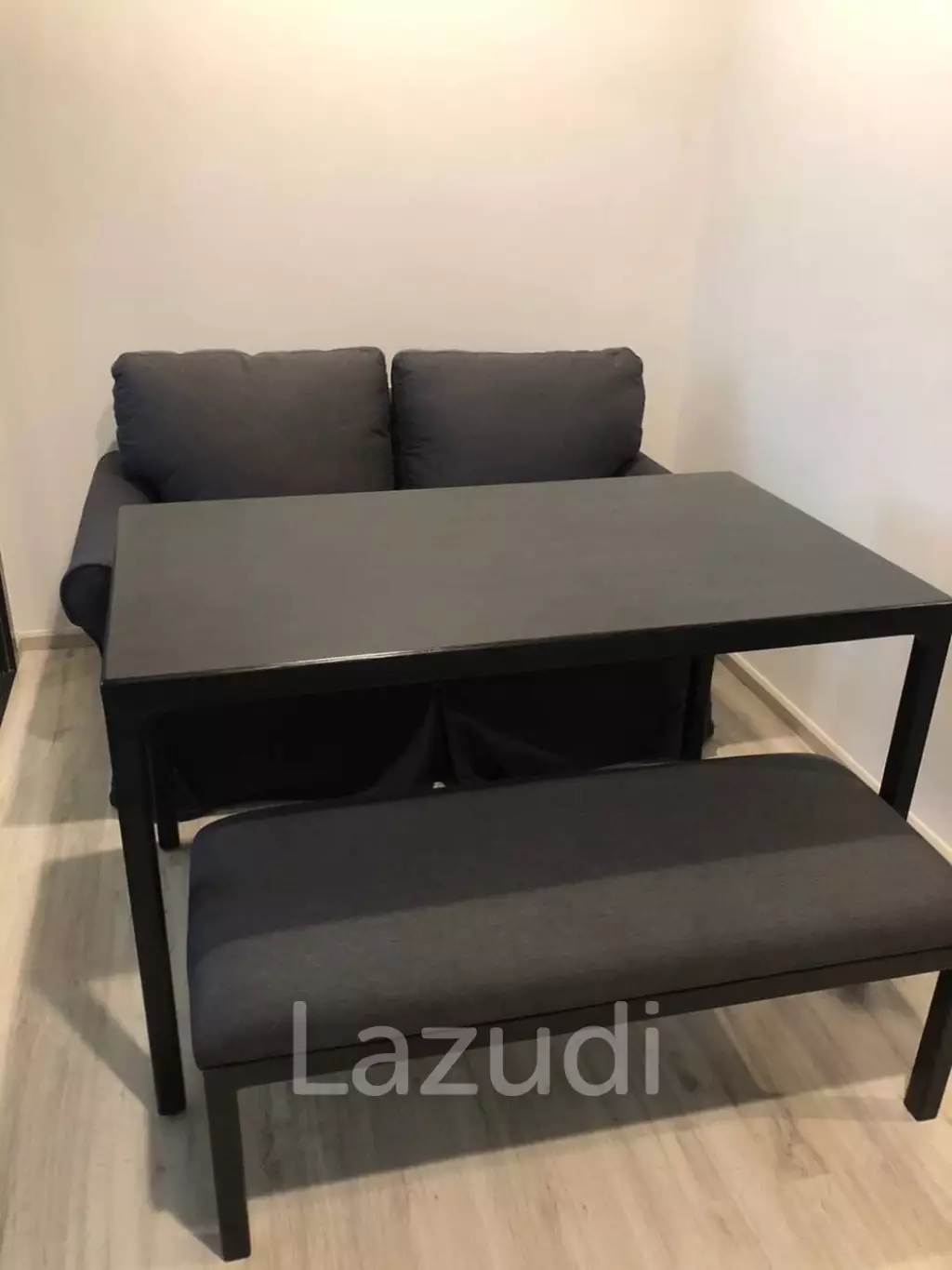 1 Bedroom 1 Bathroom 30 SQ.M XT Huaykwang
