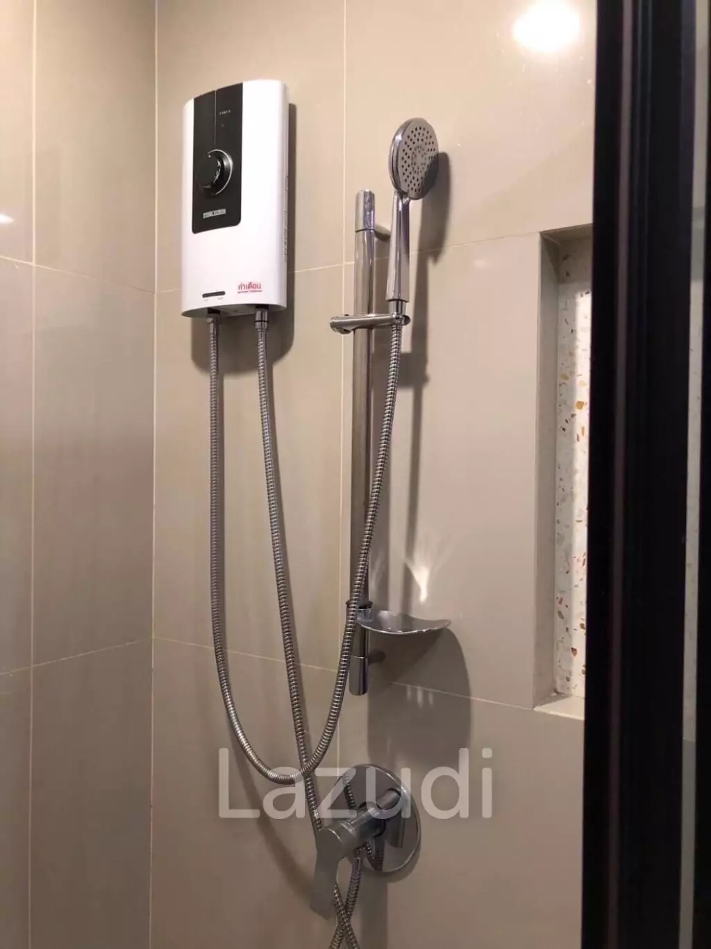1 Bedroom 1 Bathroom 30 SQ.M XT Huaykwang