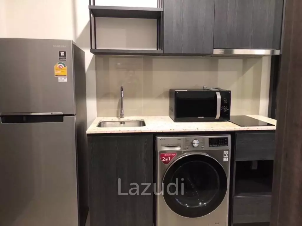 1 Bedroom 1 Bathroom 30 SQ.M XT Huaykwang
