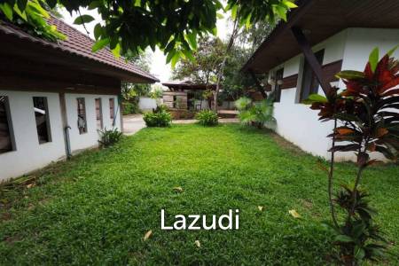 Relaxing Large Detached House for Rent in City