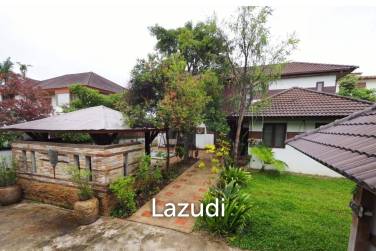 Relaxing Large Detached House for Rent in City