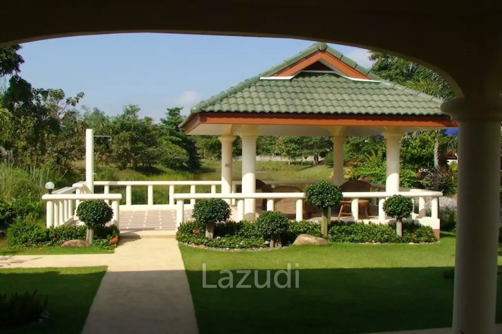 2 Beds Western Style Pool Villa for Sale