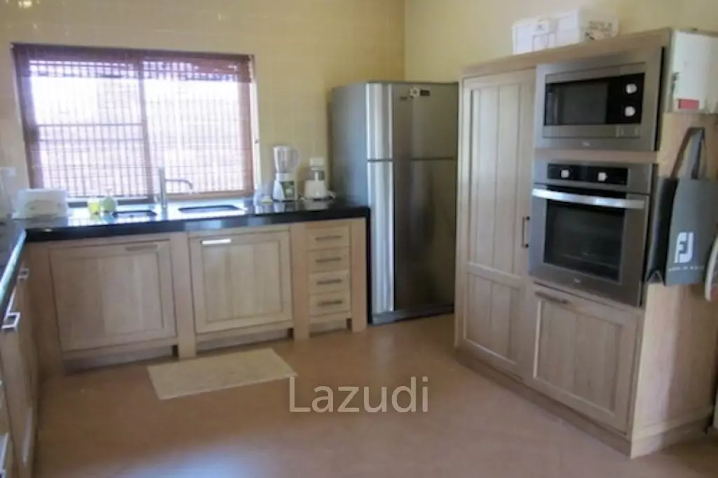 2 Beds Western Style Pool Villa for Sale