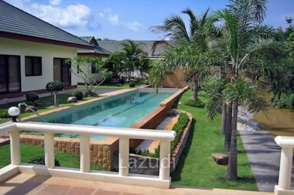 2 Beds Western Style Pool Villa for Sale