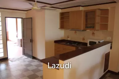 5 Storey 3 Apartment Building For Sale