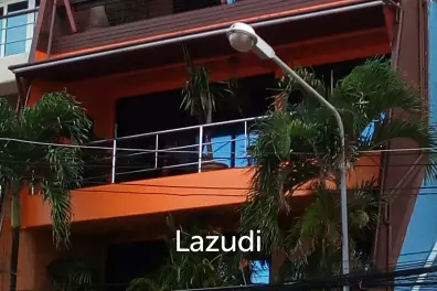 5 Storey 3 Apartment Building For Sale