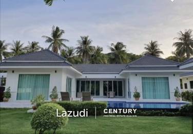 WHITE BEACH VILLAS : 4 bed Show House for sale, 10 minutes walk to the Beach