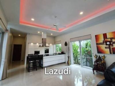 WHITE BEACH VILLAS : 4 bed Show House for sale, 10 minutes walk to the Beach