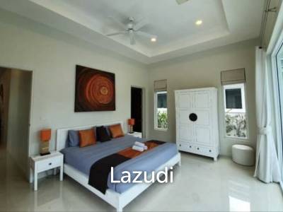WHITE BEACH VILLAS : 4 bed Show House for sale, 10 minutes walk to the Beach