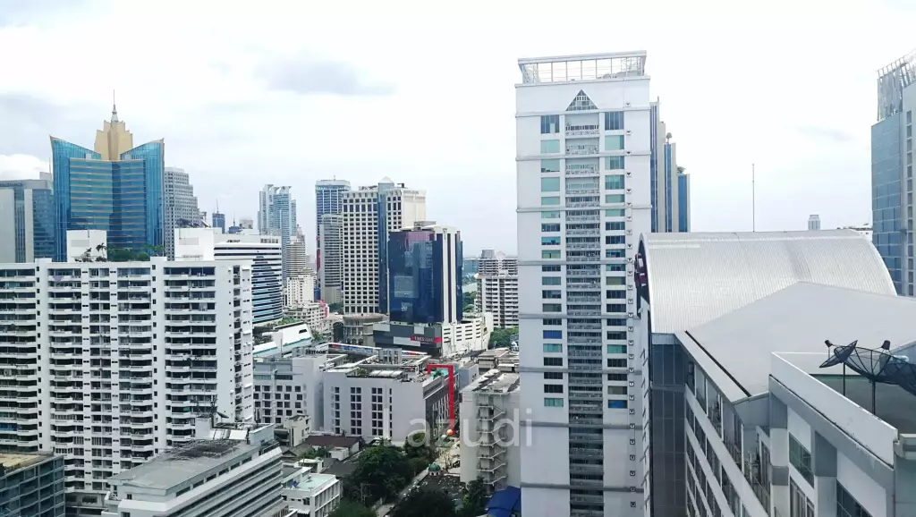 1 Bed 1 Bath 15 Sukhumvit Residence