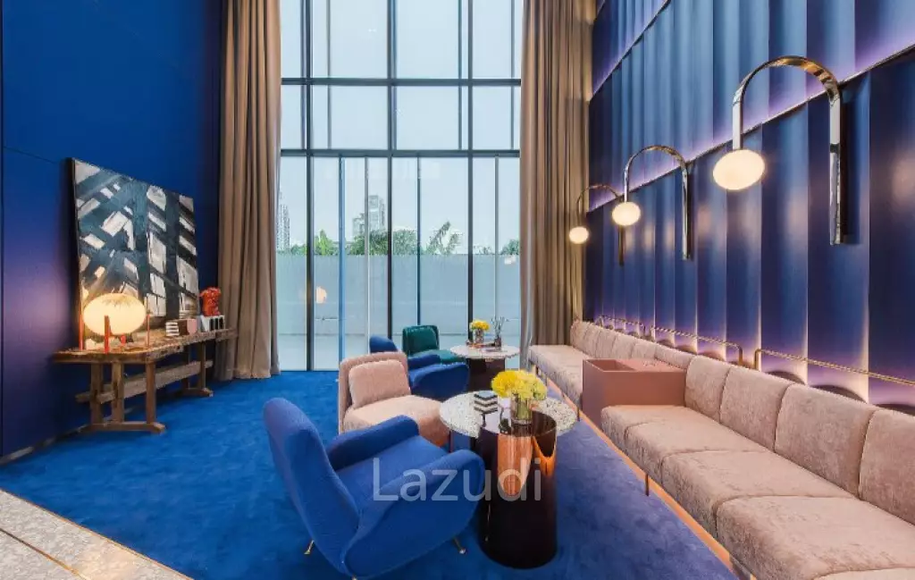 XT Ekkamai Condominium (Millenial Style)