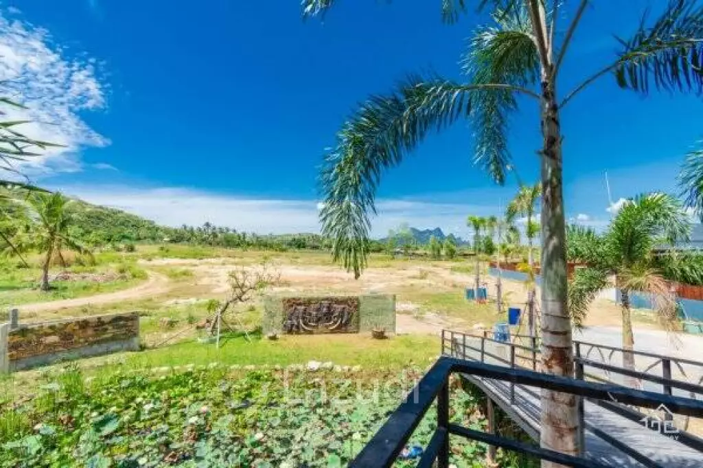 10 Rai land with 3 Bed pool villa Stunning mountain View