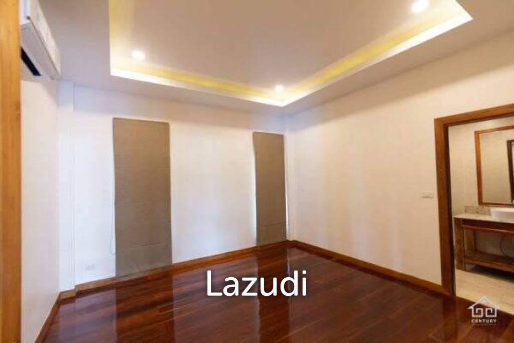 16,176 Kvm 3 Seng 2 Bad Villa for Salg