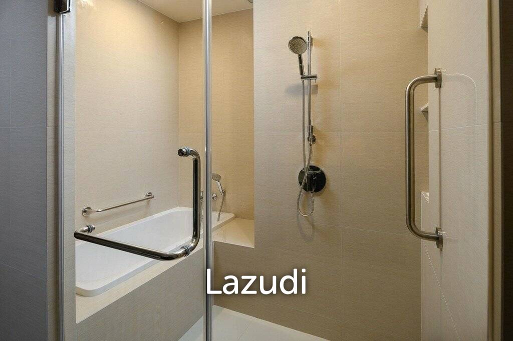 1 Bedroom  Suite with Private Balcony