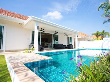 3 bed 175sq.m Eeden village