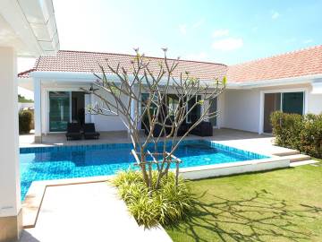 3 bed 191sq.m Eeden village