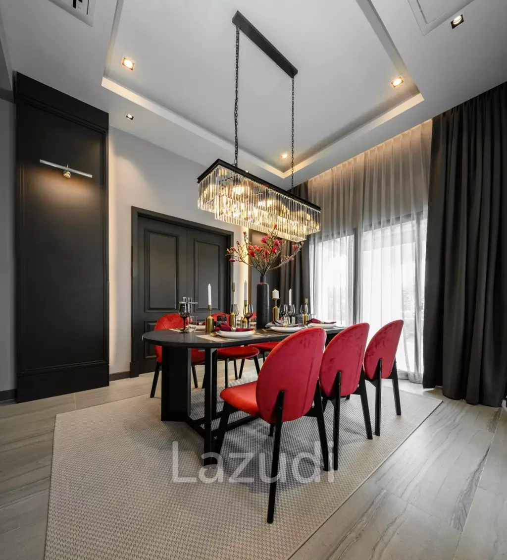 Modern British House in Town 4 Bedrooms 4 Bathrooms