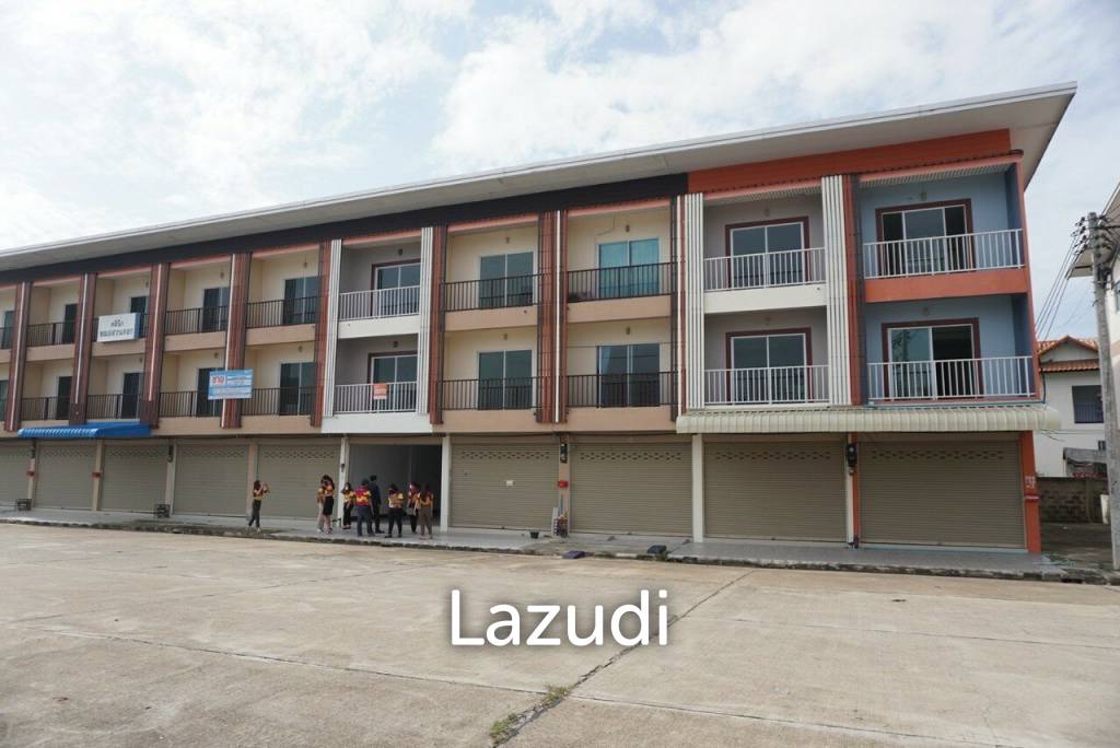 3-Storey Shop house
