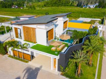 3 bed 356sq.m Zenithy Pool Villas