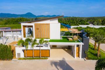 3 bed 356sq.m Zenithy Pool Villas