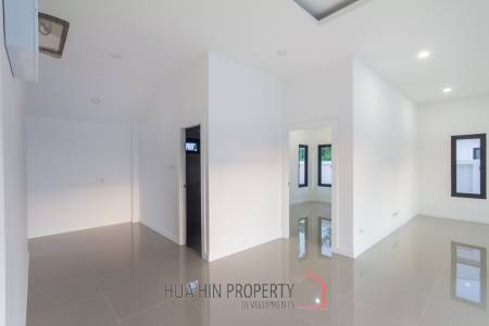 Well constructed 3 Bed pool villa, close to town