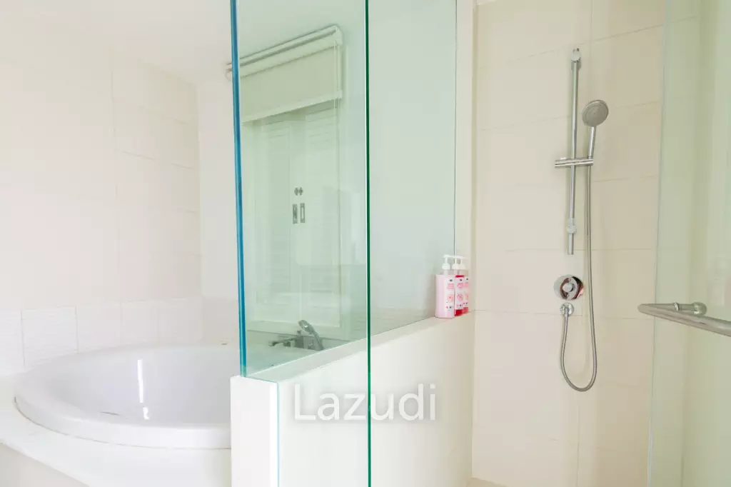 MALIBU : Great Value 2 bed condo with nice views