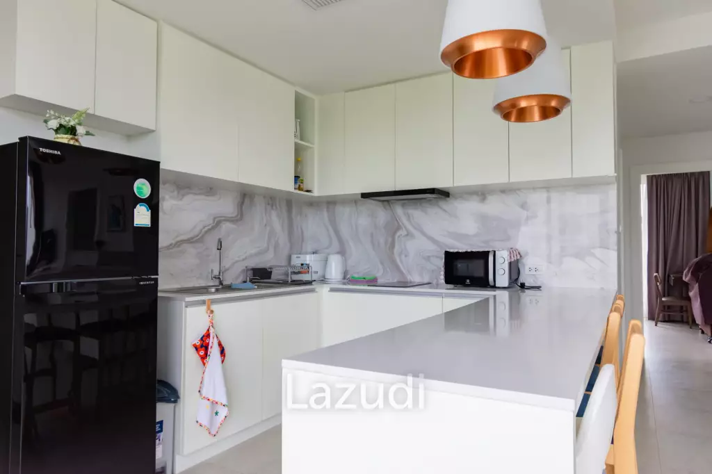 MALIBU : Great Value 2 bed condo with nice views