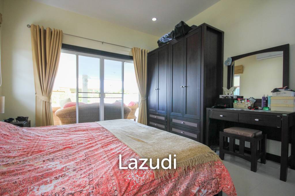 Charming 2 Bedroom Pool Villa For Sale At Emerald Hua Hin Resort - Hua Hin soi 112