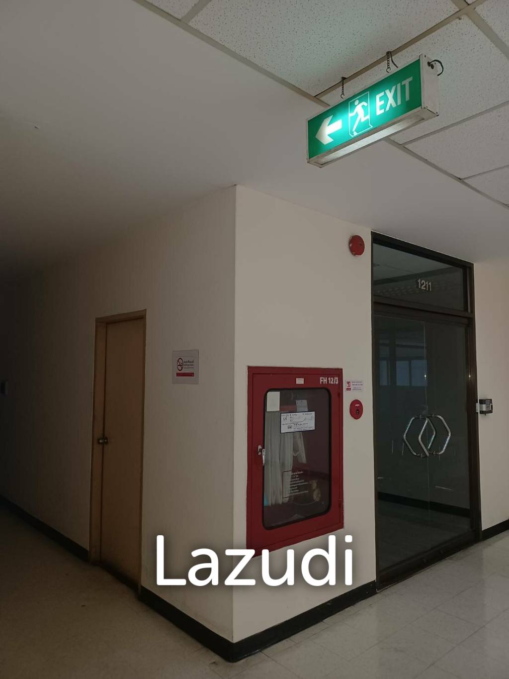 Office space for rent at B.B. Building 650 sqm