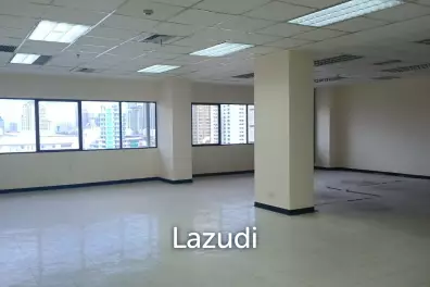 Office space for rent at B.B. Building 650 sqm