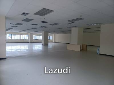 Office space for rent at B.B. Building 414.5 sqm