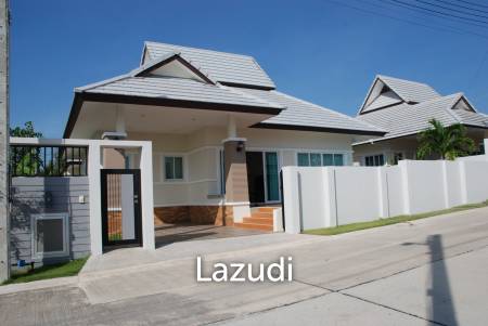 Newly Completed,  Contemporary Thai Style 3 Bed Pool Villa at Emerald Scenery