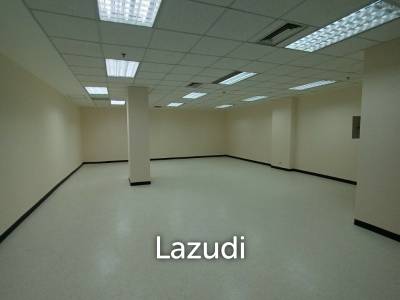 Office space for rent at B.B. Building 84 sqm