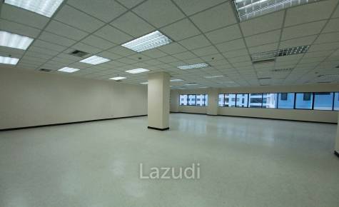 Office space for rent at B.B. Building 192 sqm