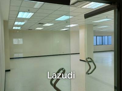Office space for rent at B.B. Building 192 sqm