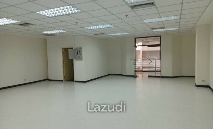 Office space for rent at B.B. Building 108 sqm