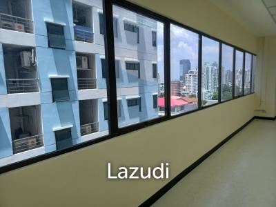 Office space for rent at B.B. Building 108 sqm