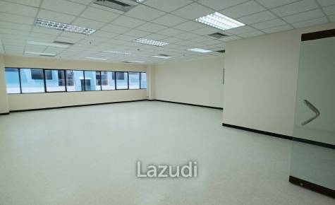 Office space for rent at B.B. Building 108 sqm